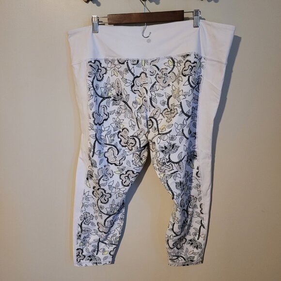 Athleta White Floral Athletic Leggings SZ 2X - Picture 3 of 4